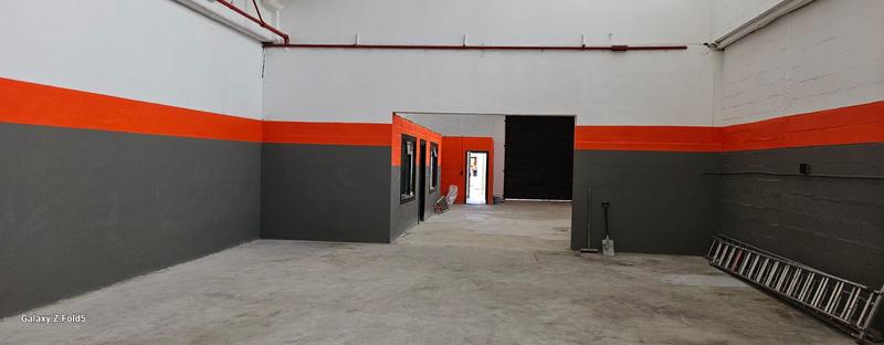 To Let commercial Property for Rent in Kensington Western Cape
